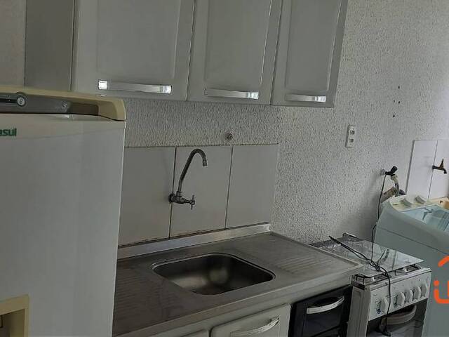 Apartamento para Venda em Feira de Santana - 4