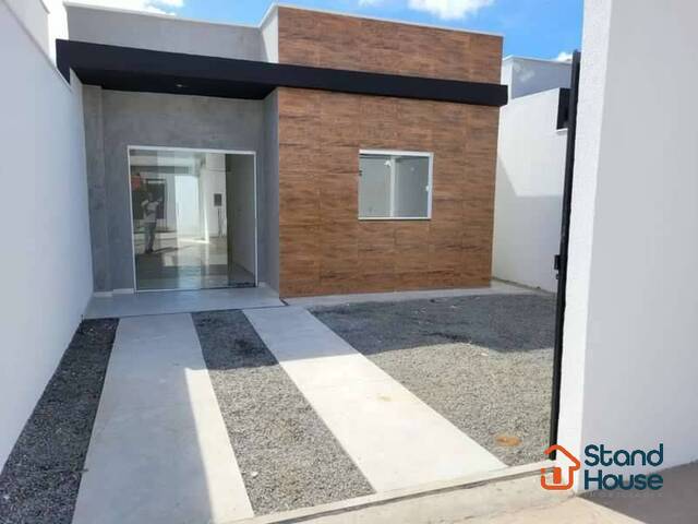 #372 - Casa para Venda em Feira de Santana - BA - 2